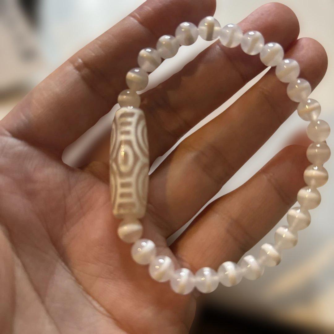 おしゃれだし効果感じる！龍眼白天珠さん！綺麗！