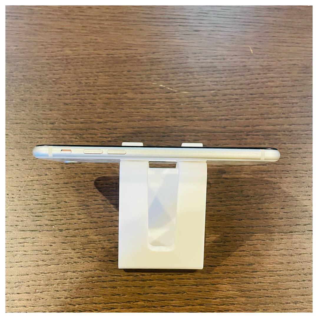 美品 iPhoneSE3 本体 ホワイト 64GB SIMフリー 動作確認済