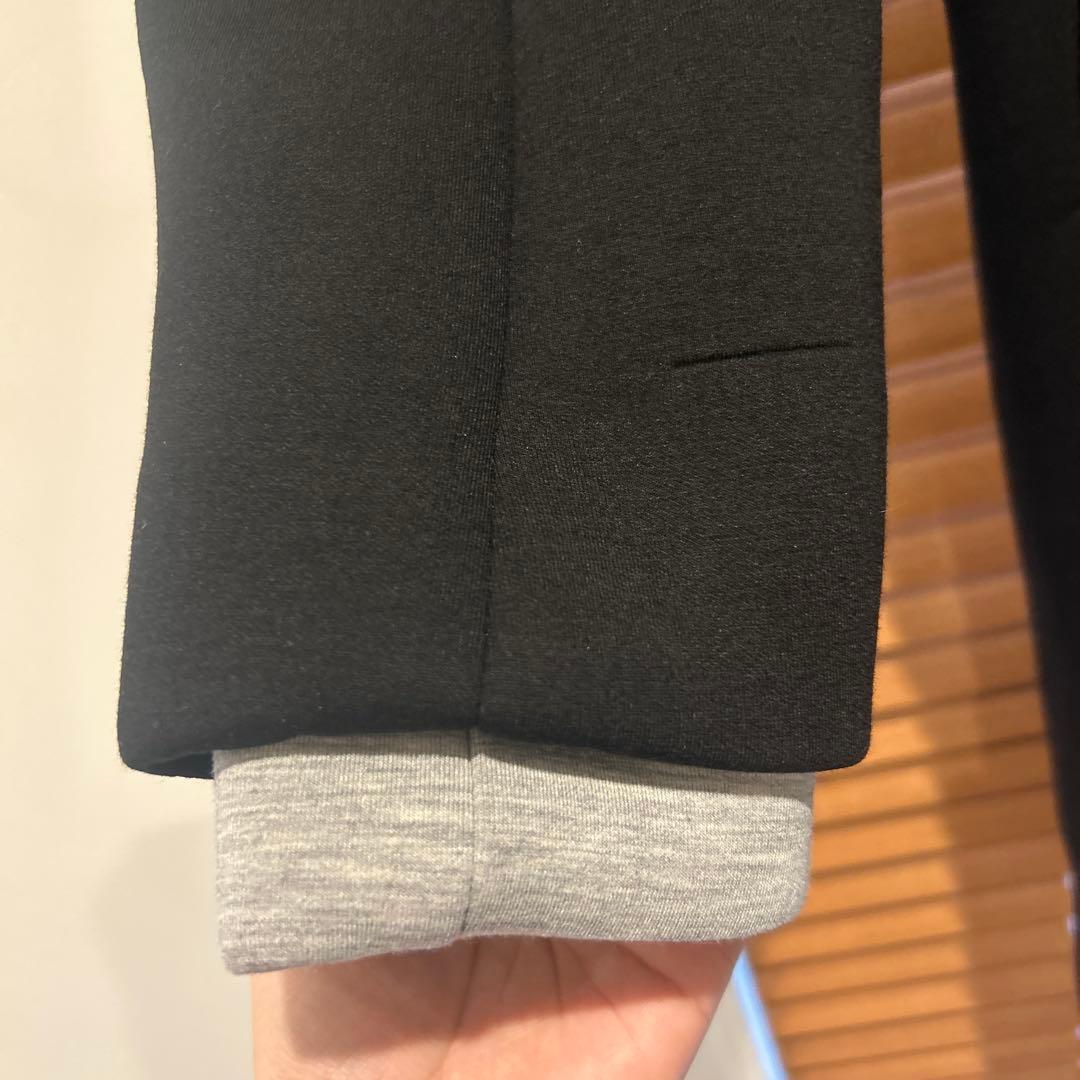 フード付き黒チェスターコート　ZARA 新品未使用