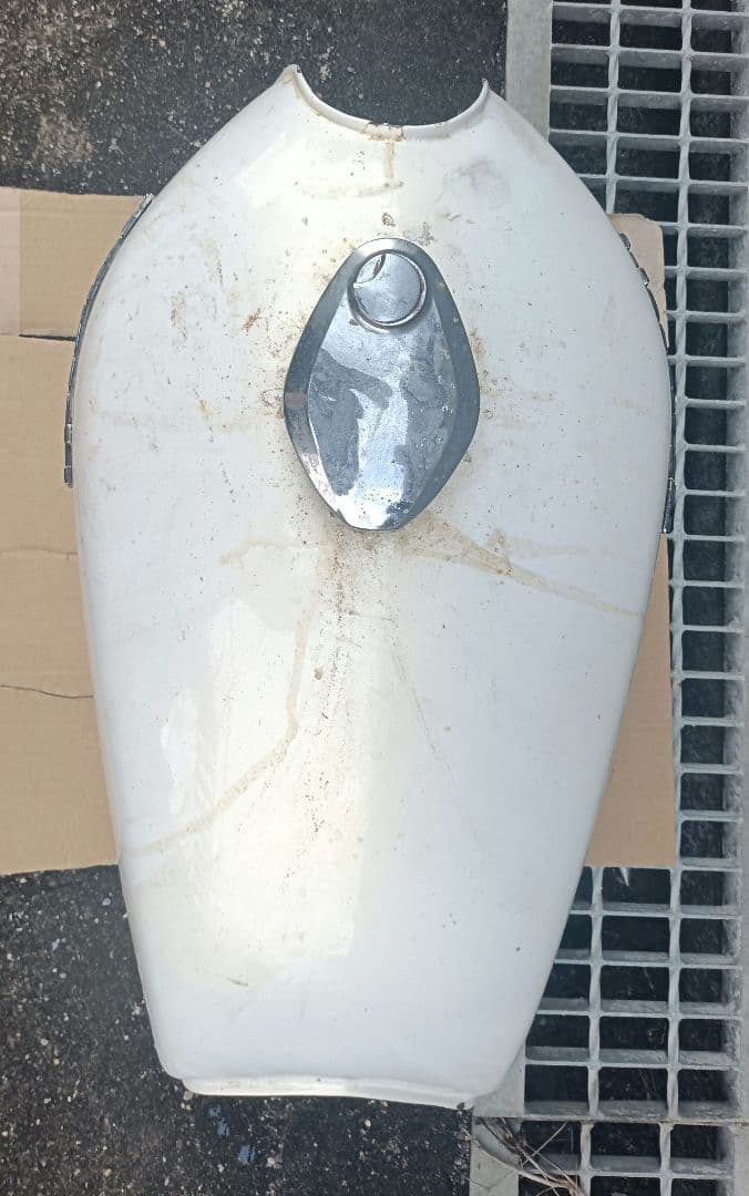 カワサキ　 KZ1000LTD ガソリンタンク　フューエルタンク