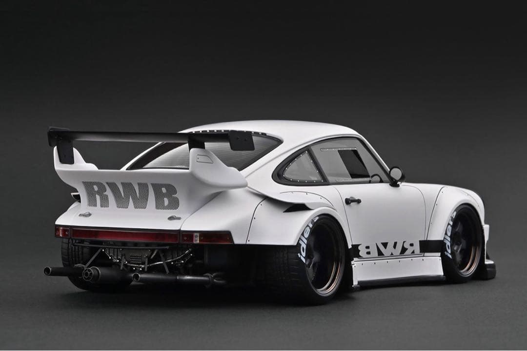ミニカー IG3696 1/18 RWB 930 Matte White