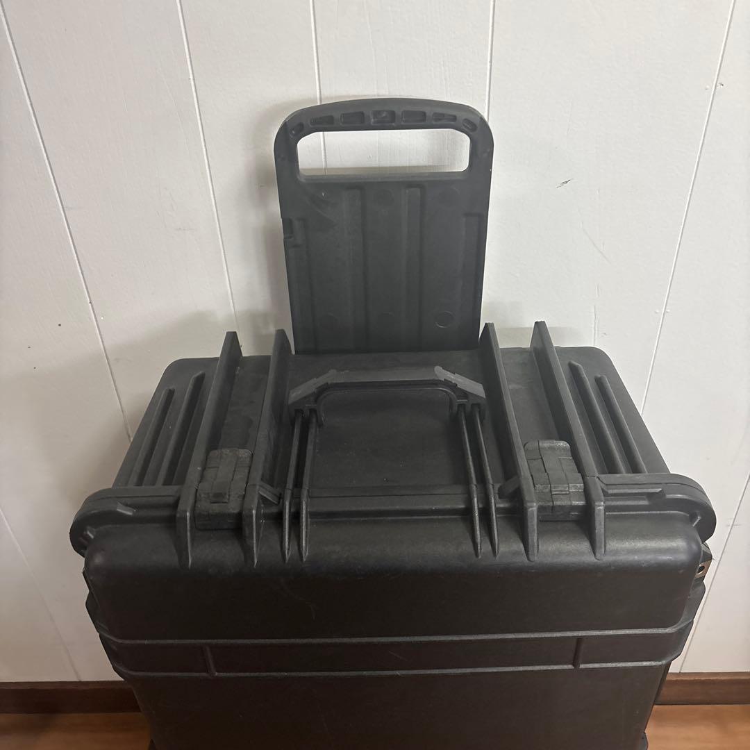 米軍放出品　PELICAN CASE 1650 ブラック　送料無料