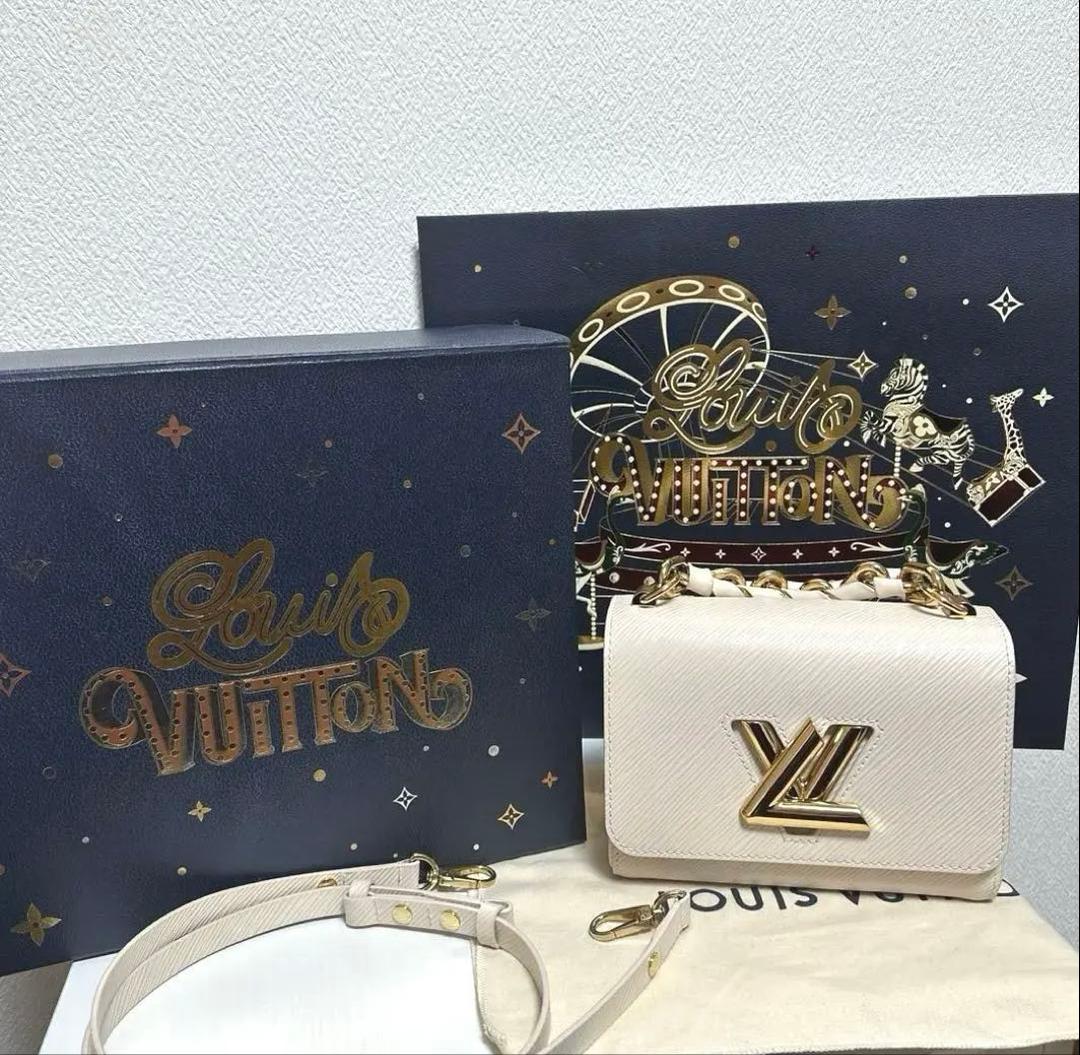 LOUIS VUITTON バッグ