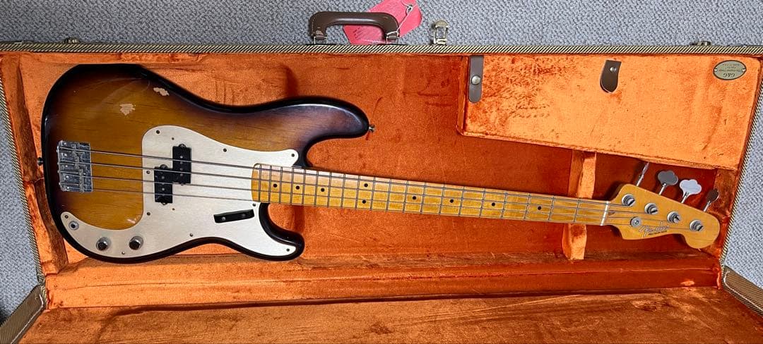 ベース Fender American Vintage Precision Bass