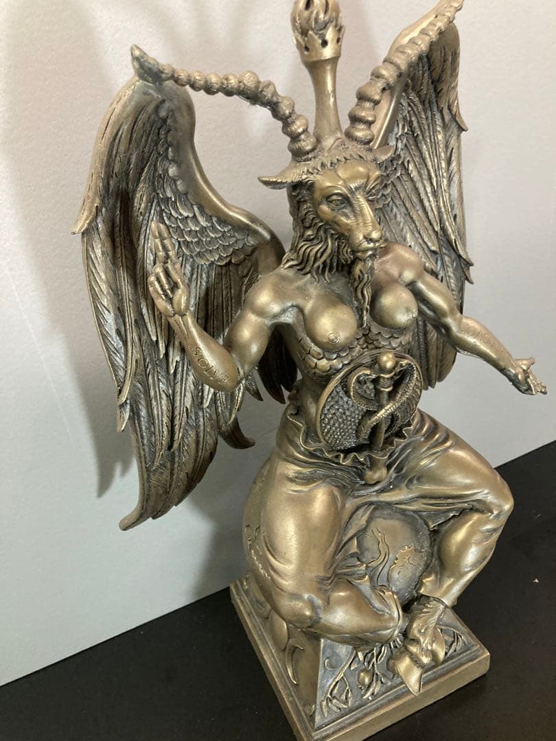 [セール中] バフォメット彫像　置物　アンティーク アート 美術品 悪魔