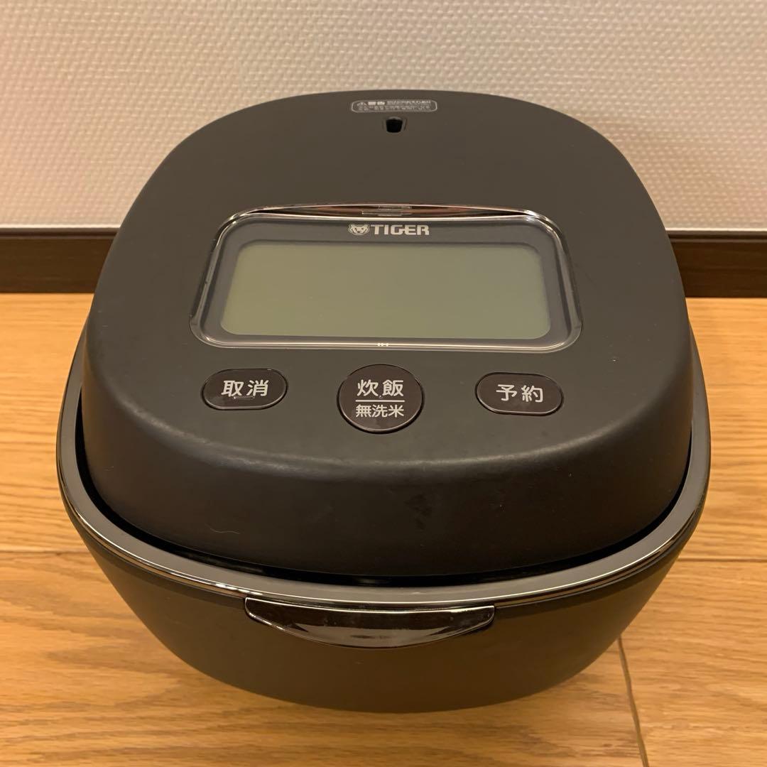 タイガー炊飯器力圧IH 5.5合　2021年製 JPL-G100 新品約9万円