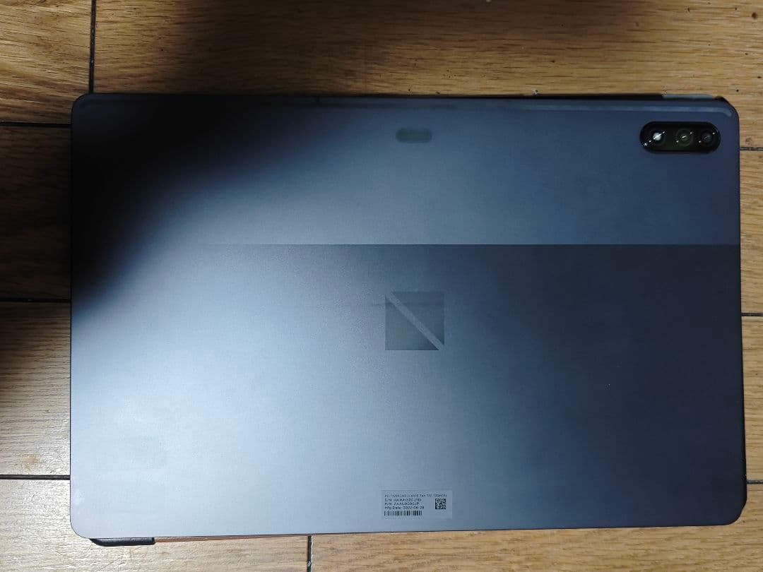 NEC　LAVEI Tab T12 t1295