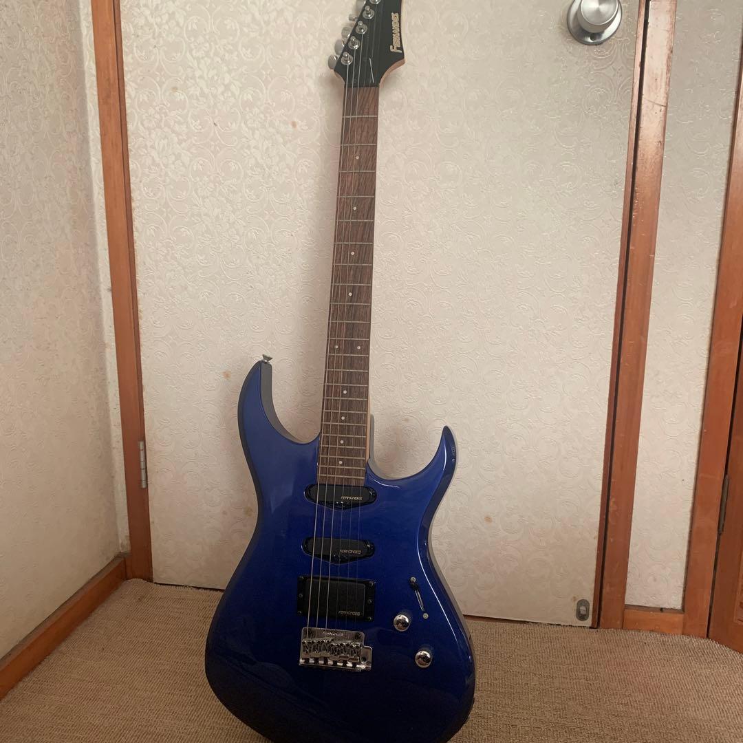 エレキギター 青