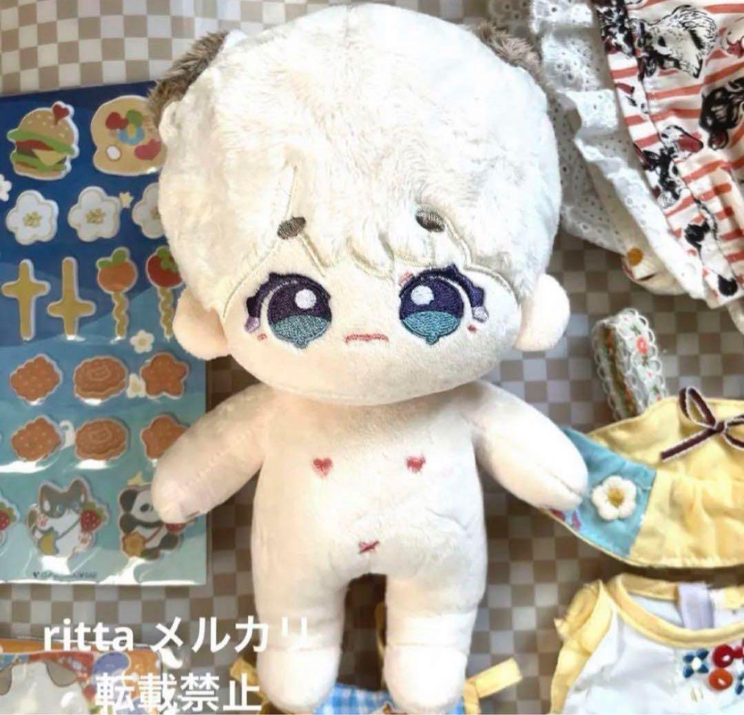 BTS バンタン テヒョンV テテ20cm ぬいぐるみ　洋服セット