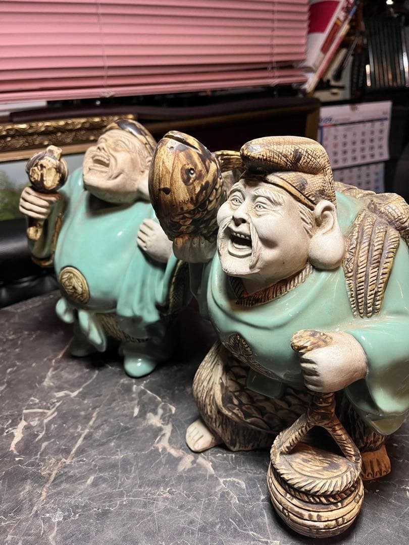 大黒天大黒様 恵比寿様、 明治時代の青磁 貴重な1対 七福神　 青磁 陶器製