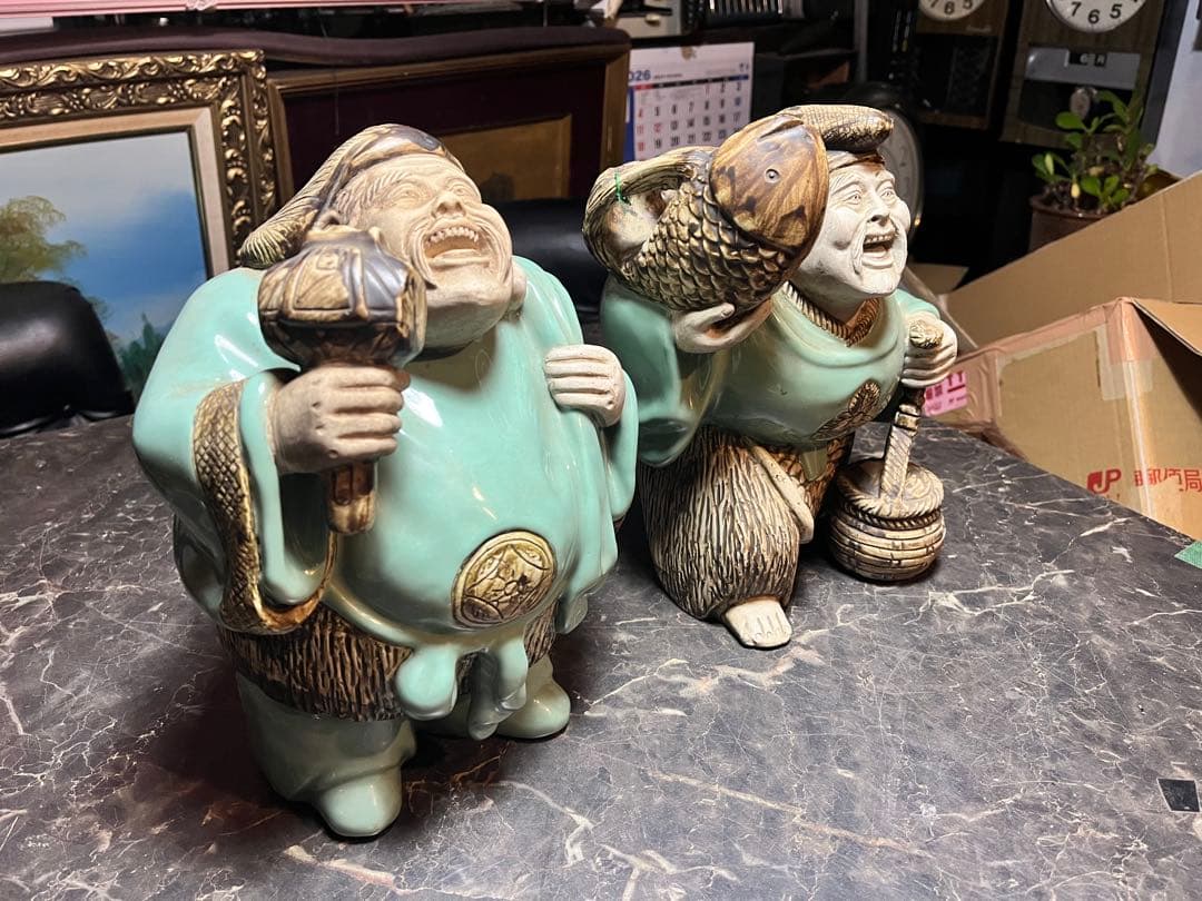 大黒天大黒様 恵比寿様、 明治時代の青磁 貴重な1対 七福神　 青磁 陶器製