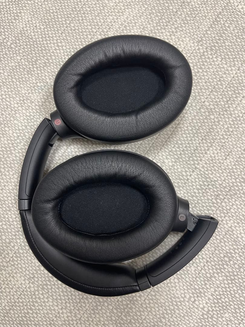 SONY ワイヤレスヘッドホン WH-1000X M3【美品】