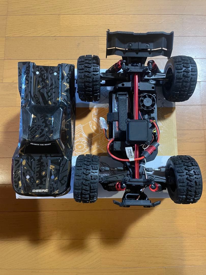 DEERC DE14210 ラジコンカー 4WD 中古品