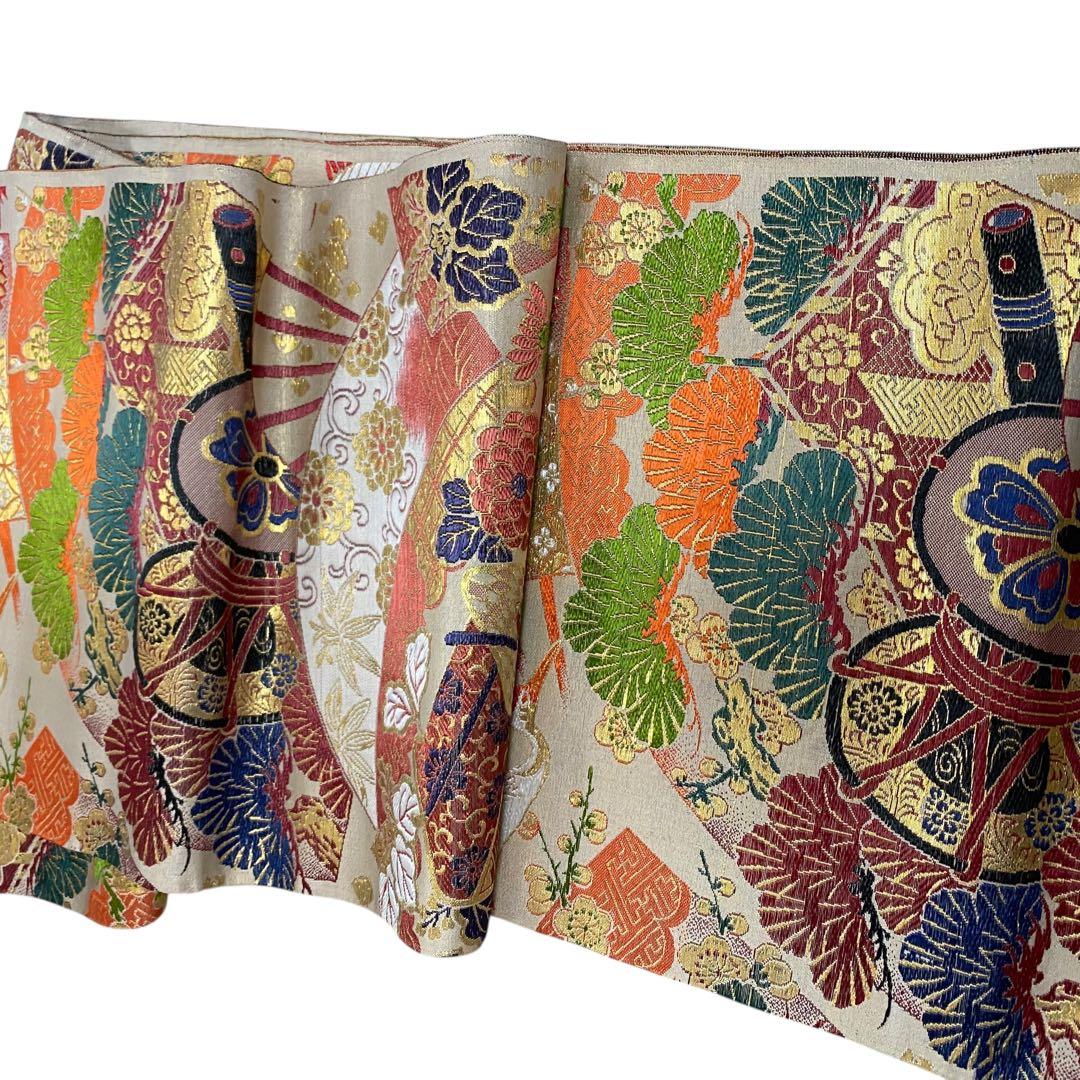 未使用　西陣織　ヴィンテージ 古布　反物　帯や着物にも　鶴、金系　正絹