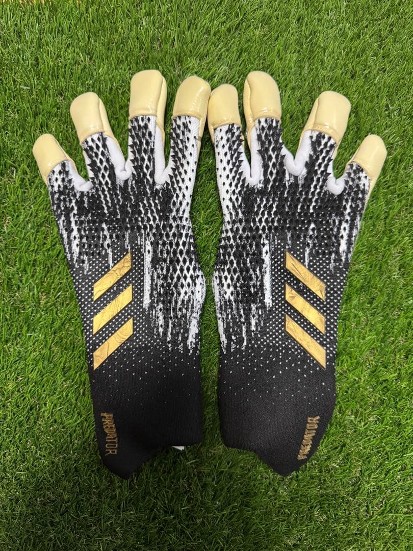 アディダス プレデターハイブリッド　10 キーパーグローブ　GKグローブ プロモ