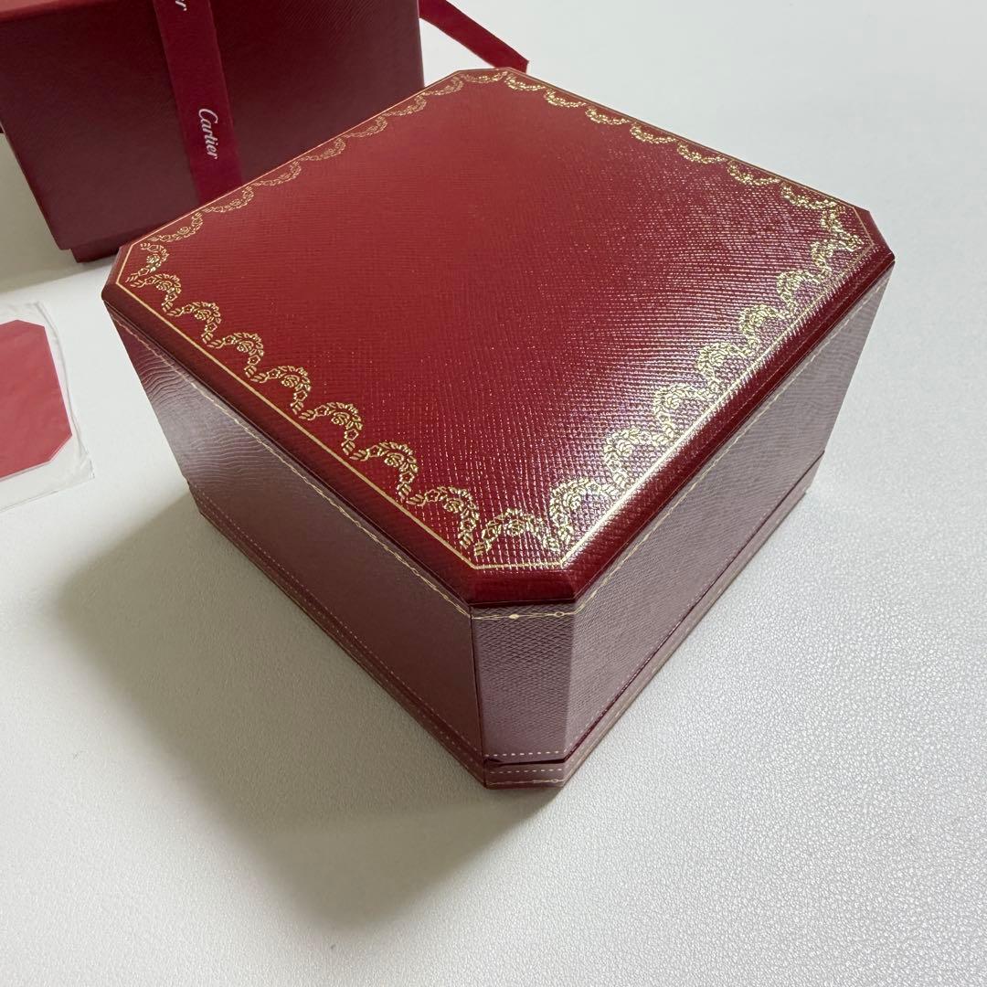 極美品　カルティエ　バングル　ブレスレット　ケース　空箱　現行品　リボン付き