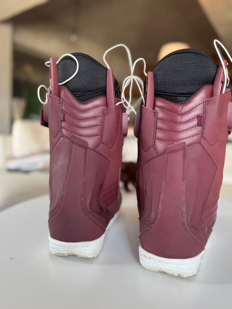 ディーラックス　26.5センチEMPYRE 21-22