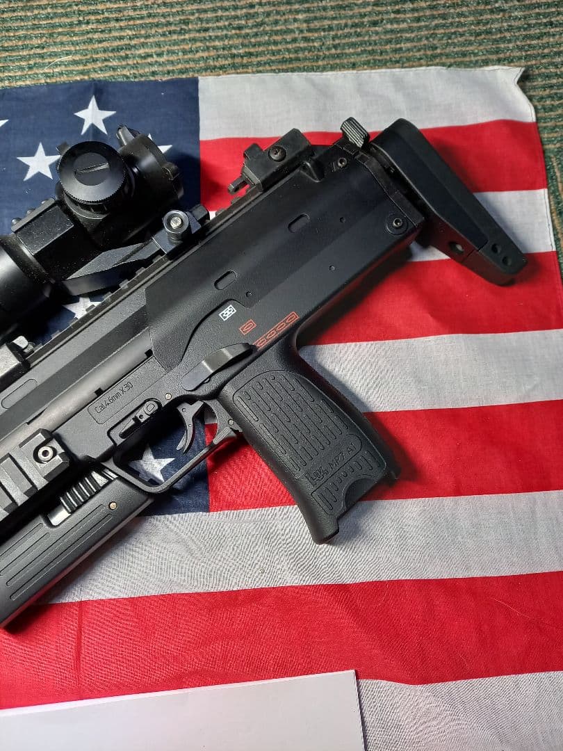 東京マルイ　MP7A1 サプレッサー スコープ付き マガジン欠品　ハードケース付