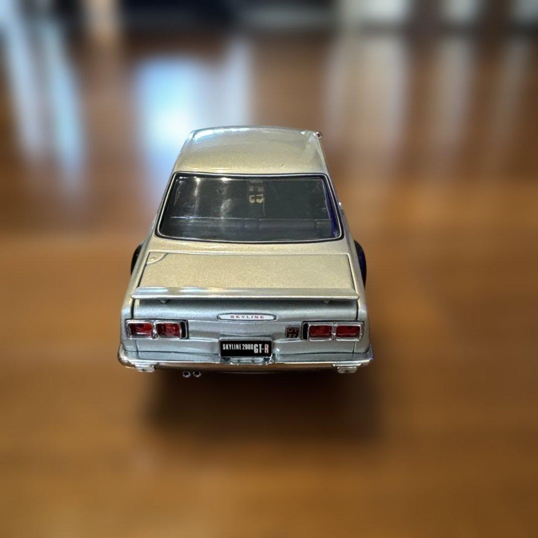 スカイライン GT-R 1/18 シルバー