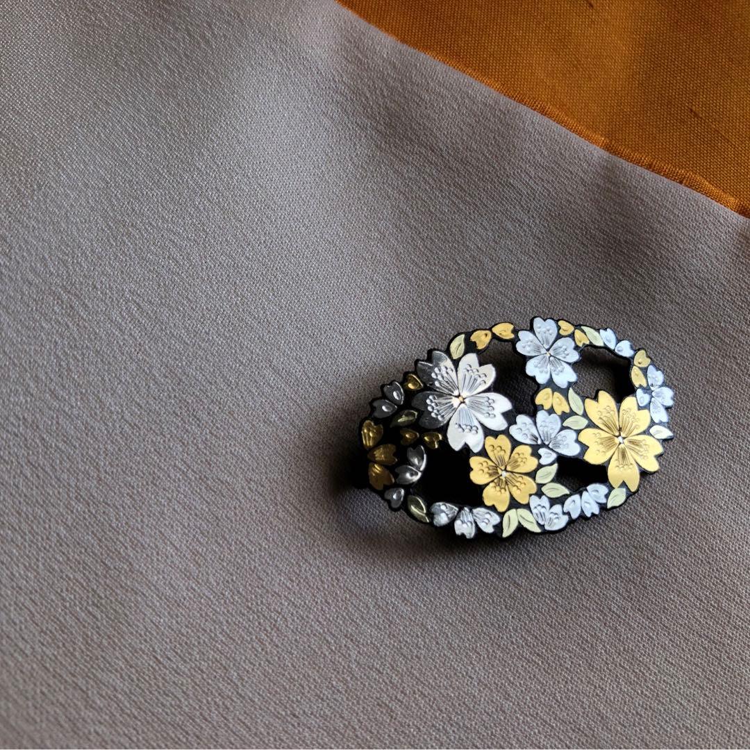 象嵌　ペンダントブローチ　透かし小判　桜