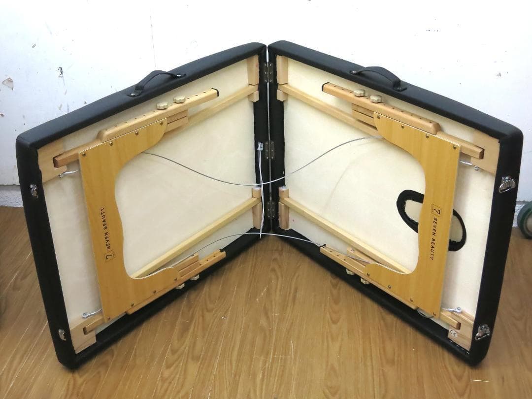 エステベッド/マッサージベッド/有孔/折りたたみ/サロン 施術/ブラック