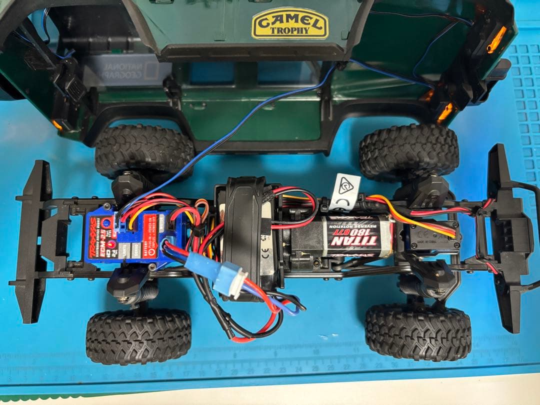Traxxas TRX4M 1/18スケールのラジコンカーです。