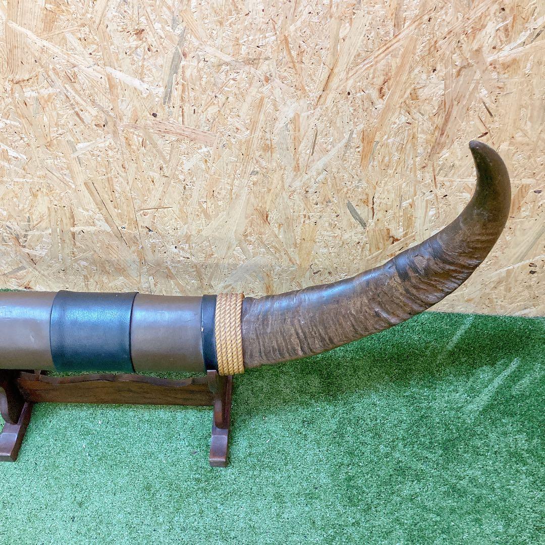 水牛　角　インテリア　レトロ　台座付き