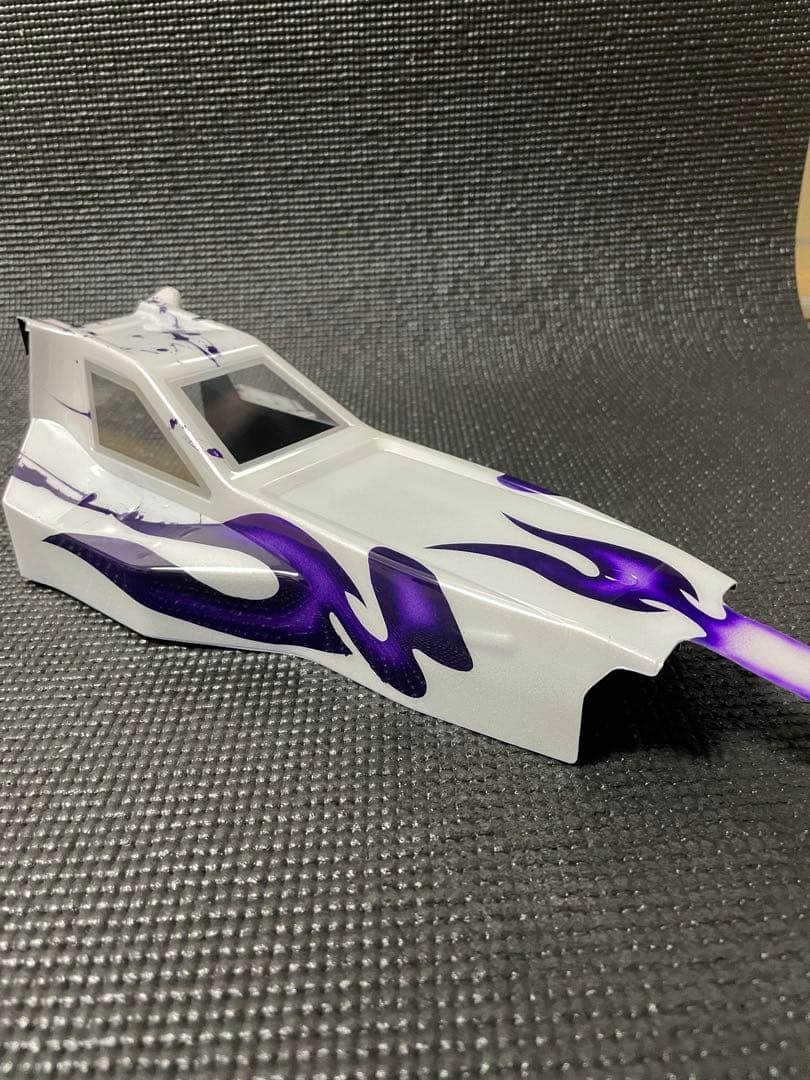 Gフォース　ジェノバ塗装済みボディ