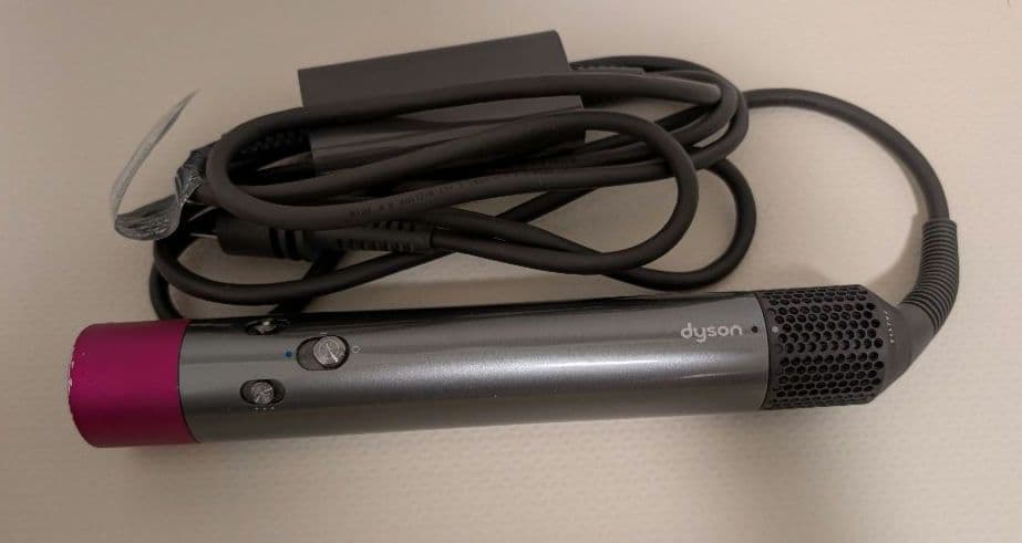 【dyson/ダイソン】エアラップドライヤーSH01 アタッチメント付