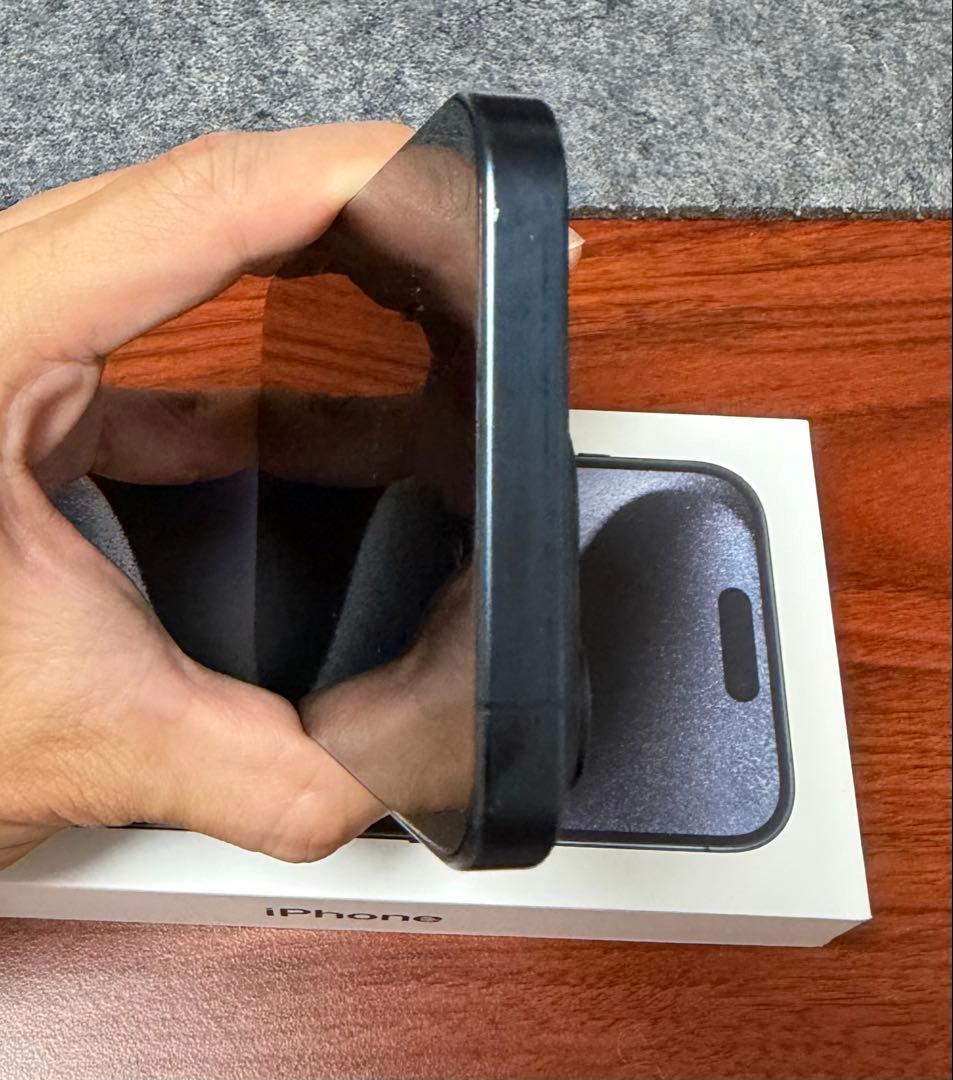 【美品】iPhone 15 Pro 128GB ブルーチタニウム（SIMフリー）