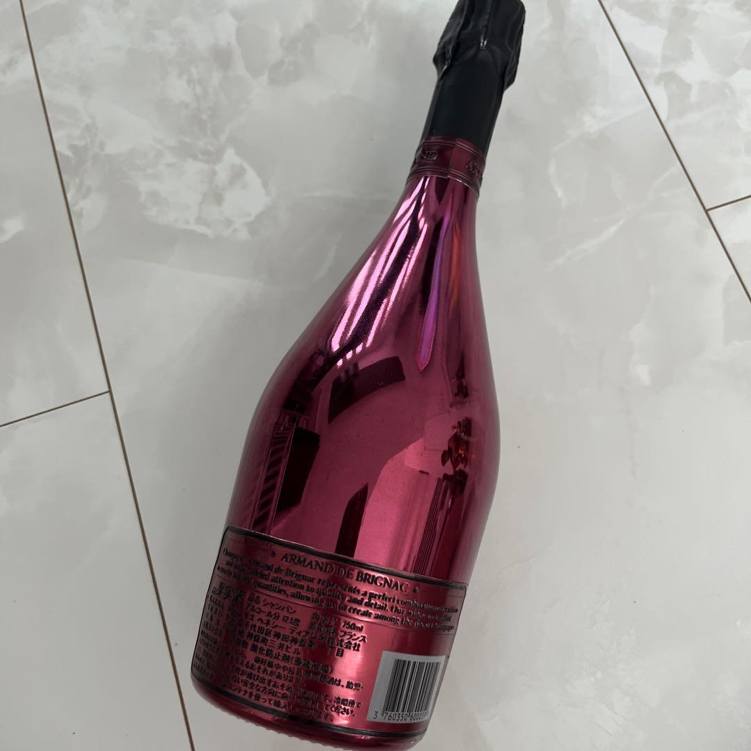 Armand de Brignac レッド シャンパン 傷あり 格安