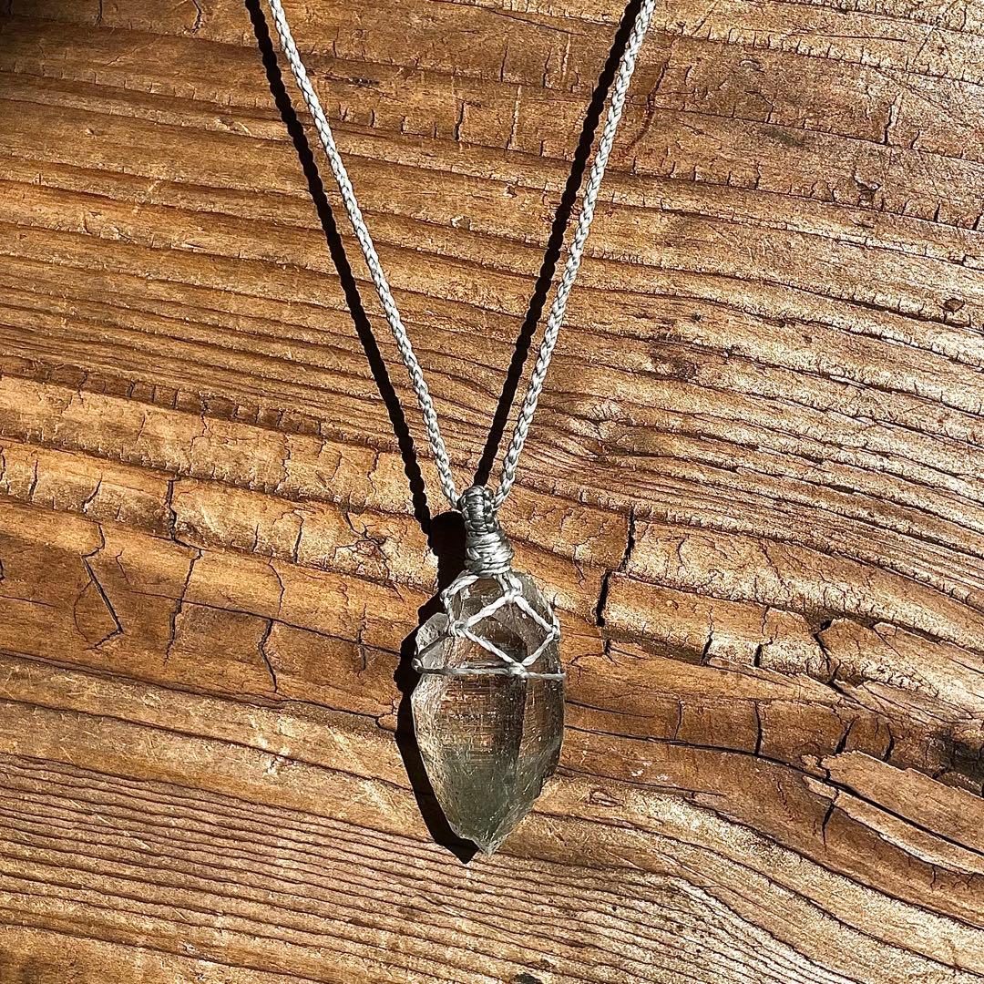 ヒマラヤ水晶 ルチルクォーツ ＊ マクラメペンダント ネックレス 28