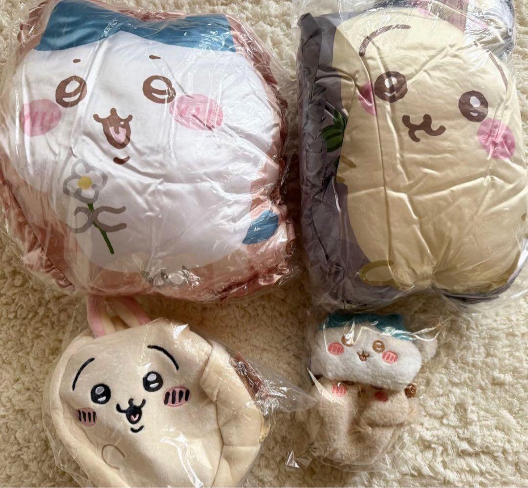 ちいかわ　大量　グッズ　ぬいぐるみ　収納　クッション　まとめ売り　新品