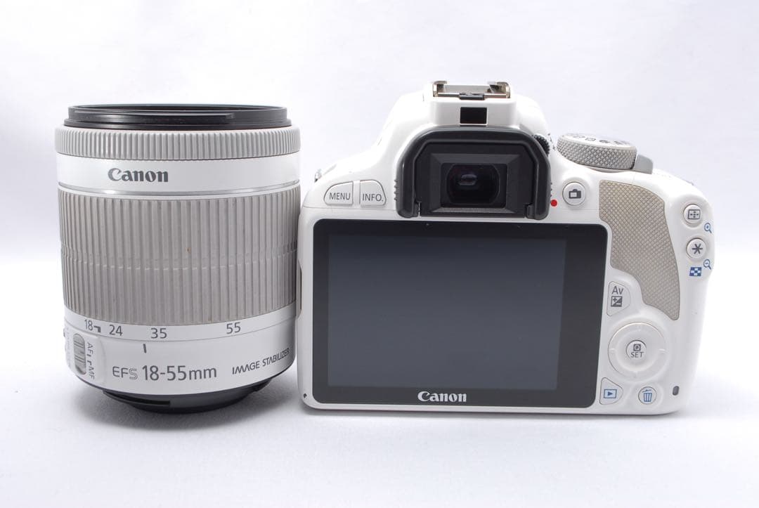 希少✨Canon kiss x7✨高性能補正レンズ✨一眼レフ✨ホワイト✨軽量