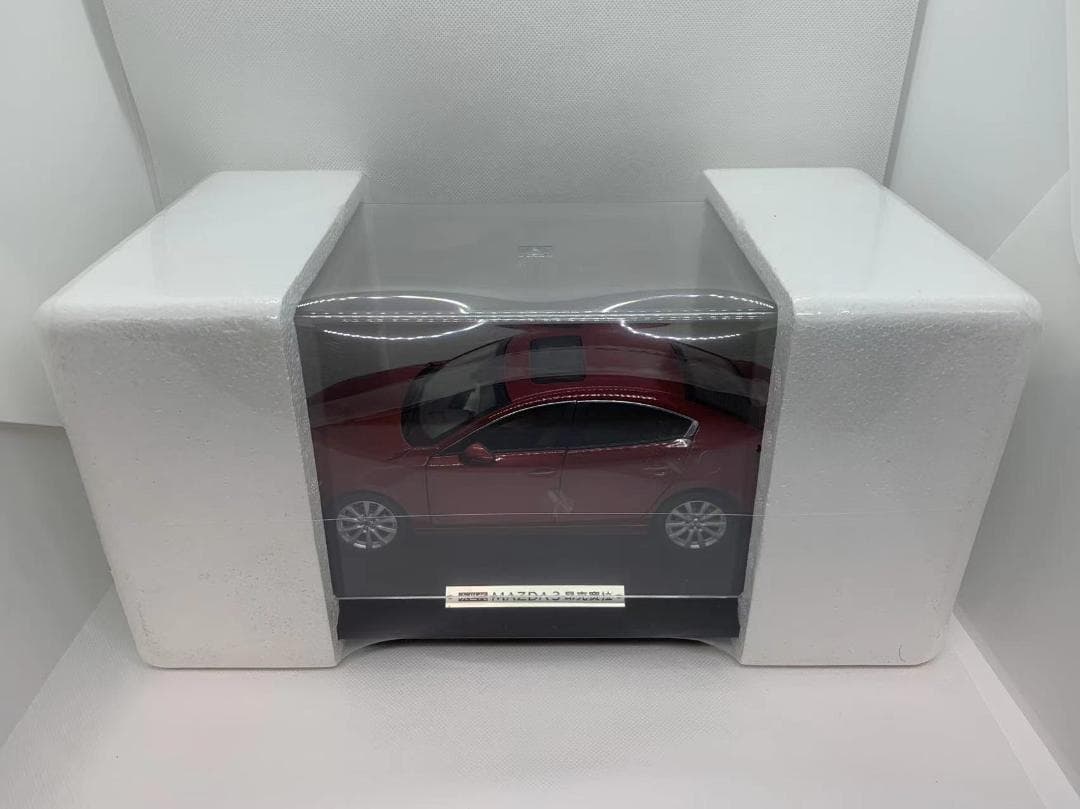 600-016 1/18 マツダ3 アクセラ3 MAZDA3 AXELA レッド