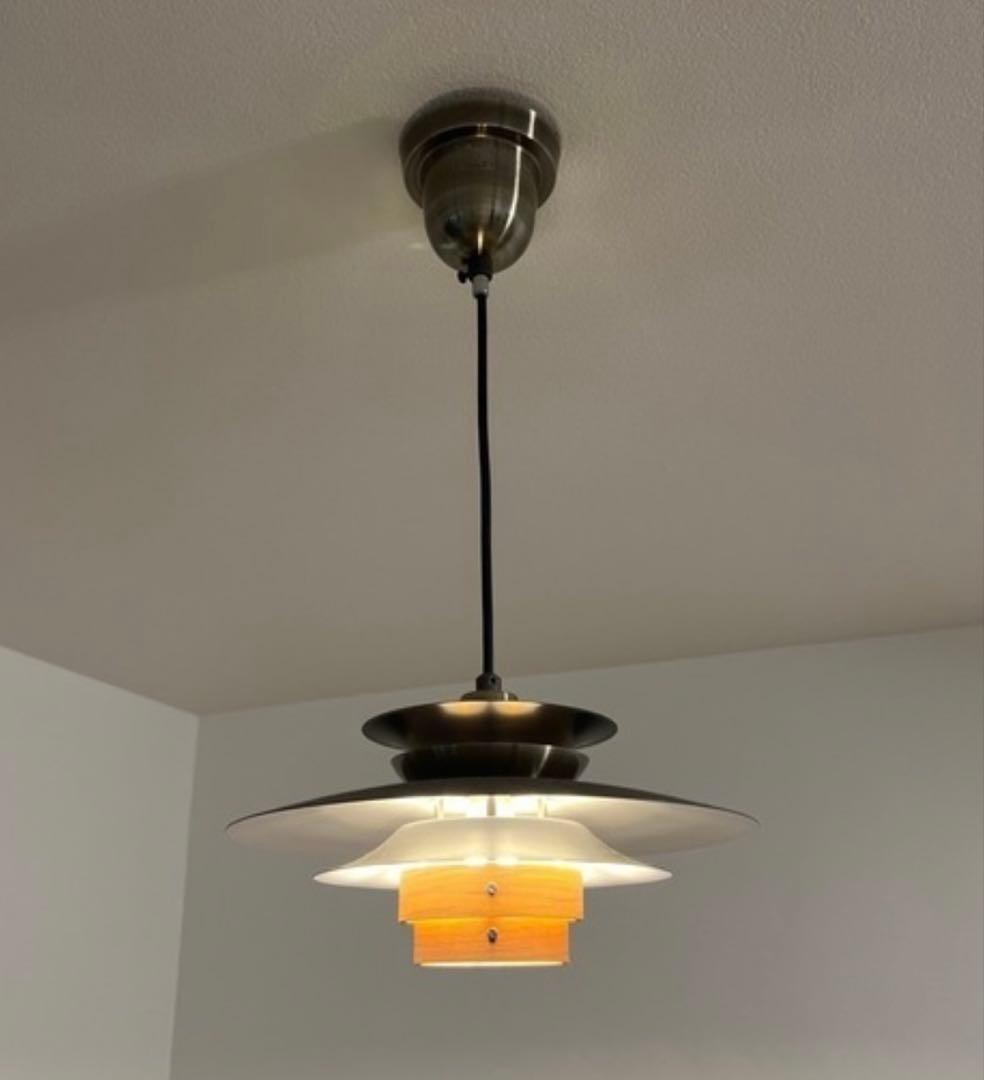 【美品]おしゃれなペンダントライト　スチール×天然木（ウォルナット）