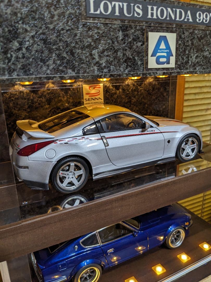 オートアート1/18　ニスモ フェアレディZ　Sチューン