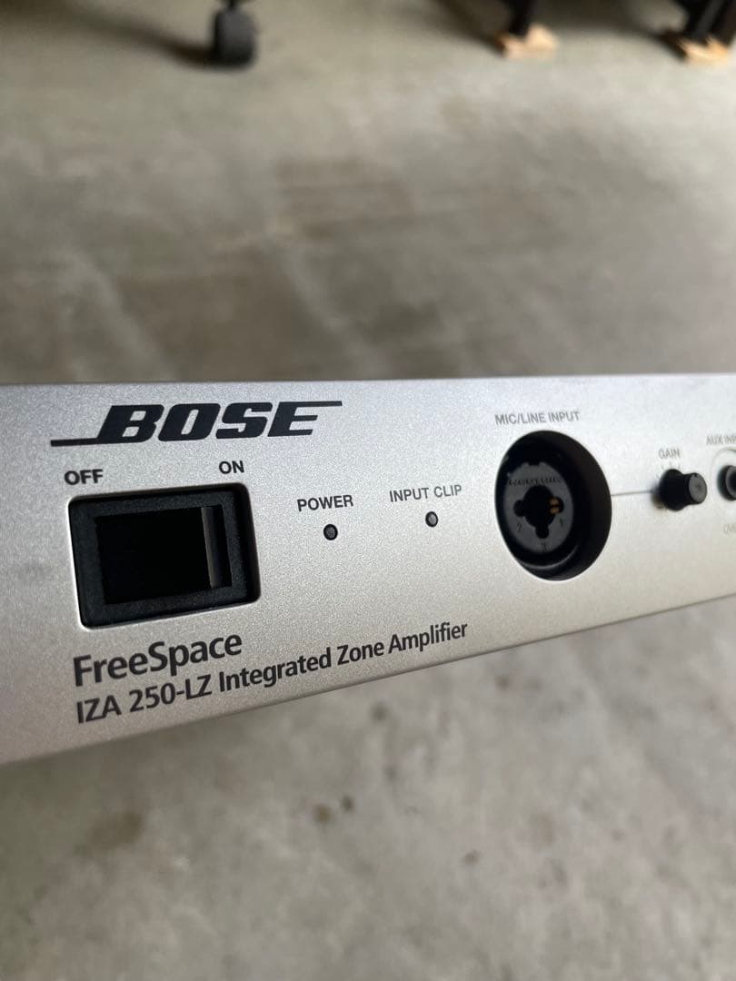 アンプ BOSE IZA 250-LZ IntegratedZone Amplifier