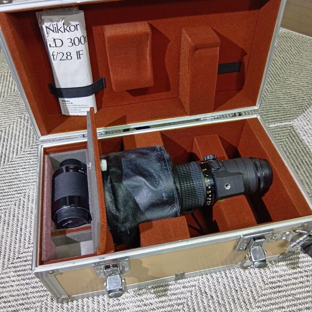 Nikon ED 300mm F2.8 / 2xテレコンバーター