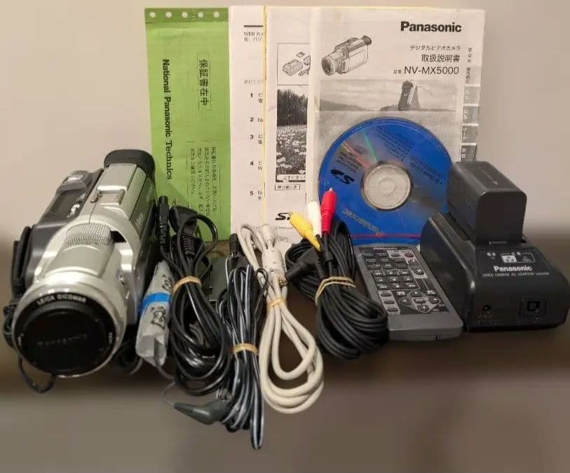 程度良好 パナソニック MiniDV ビデオカメラ NV-MX5000 付属品付