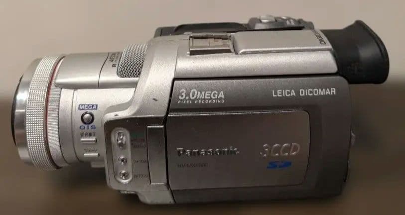 程度良好 パナソニック MiniDV ビデオカメラ NV-MX5000 付属品付