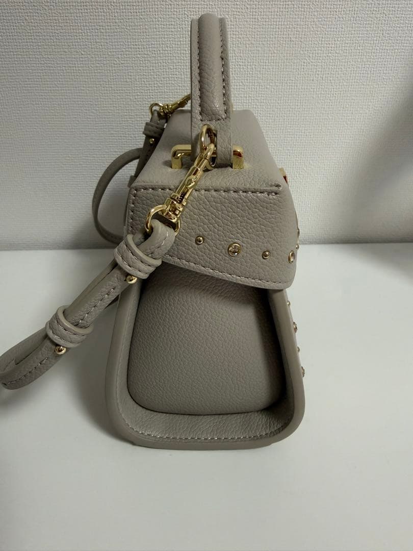 な*尾様 【10月31日まで16000円です‼️】【リュタン】ビジュースタッズポ