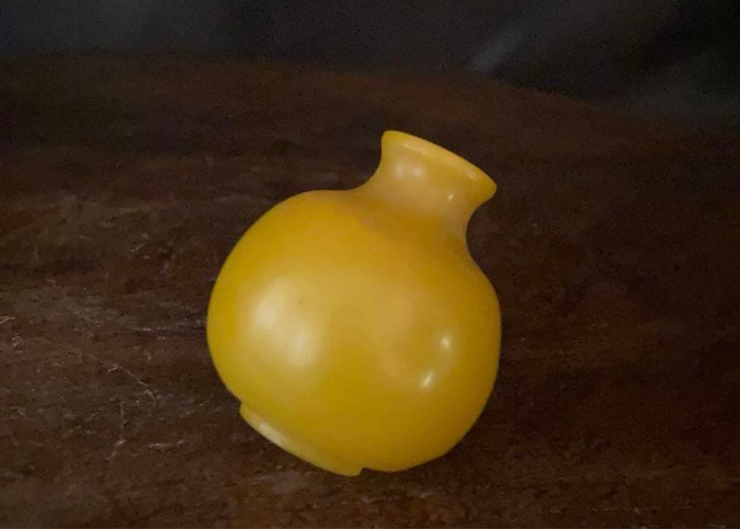 鼻煙壺 中國美術 琉璃 雞油黃 時代（清末〜民国）