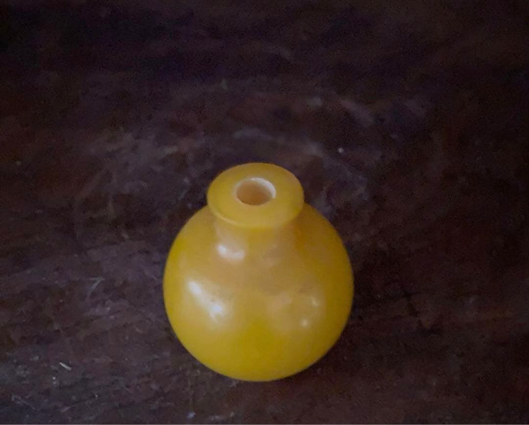 鼻煙壺 中國美術 琉璃 雞油黃 時代（清末〜民国）