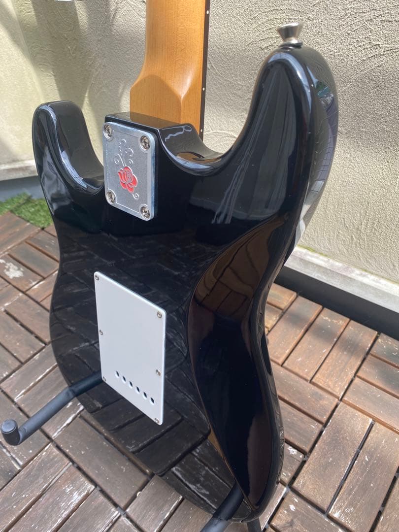 GYPSY ROSE (ジプニーローズ/ストラトキャスター タイプ)