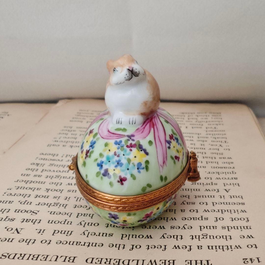 限定生産リモージュボックス　うさぎ　イースターエッグ兎　お花畑　フランス製小物入
