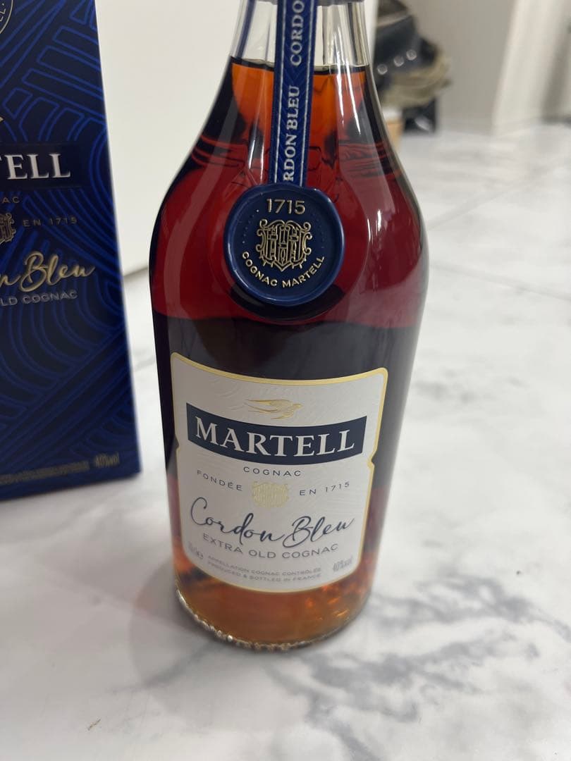 ブランデー MARTELL Cordon Bleu 700ml