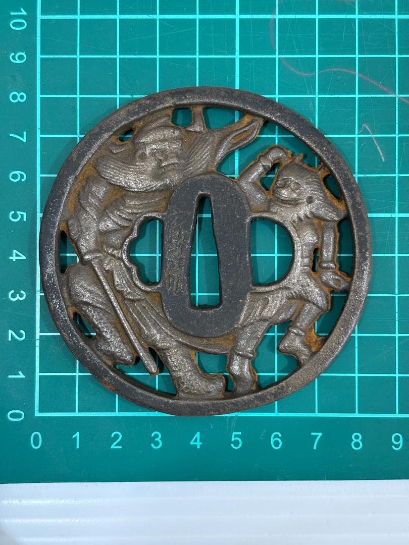 鍔(つば)　鉄製　日本刀　鬼退治　加納家次　明治時代　アンティーク