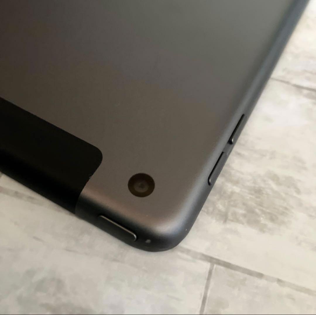 Apple iPad (第8世代) スペースグレー 32GB