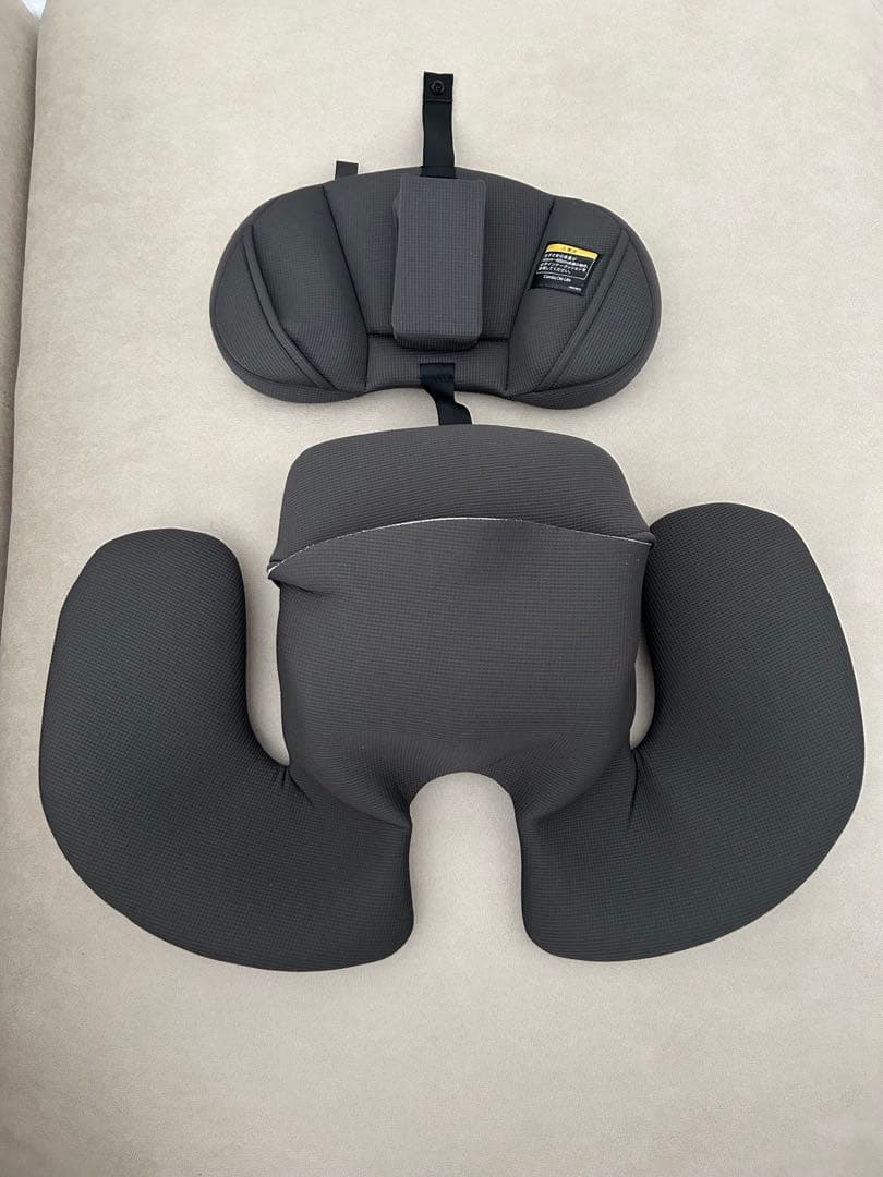 【美品】Combi チャイルドシート クルムーヴ インナークッション